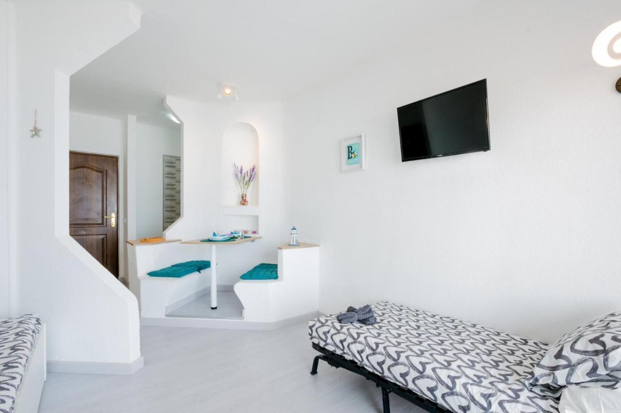 Holiday Studio With Pool Costa Adeje  Eksteriør billede
